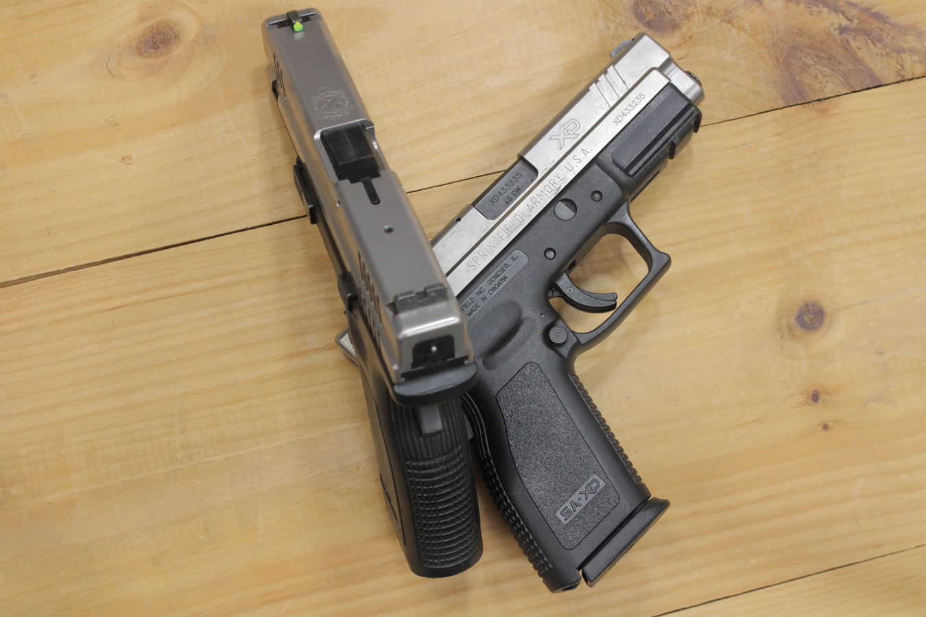 Springfield XD-40 40 S&W Bi-Tone Police Trade-ins (Fair Condition) Springfield XD-40 40 S&W Bi-Tone Police Trade-ins (Fair Condition) - Firearms - Los Ranchos Gun Shop